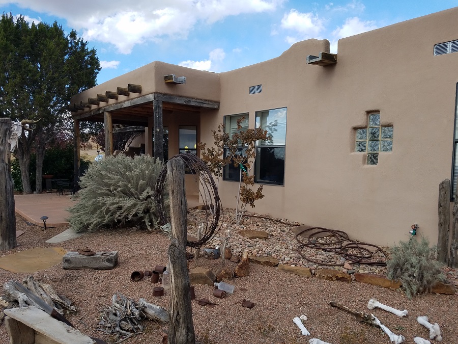 03 backyard of Eldorado NM house (2)